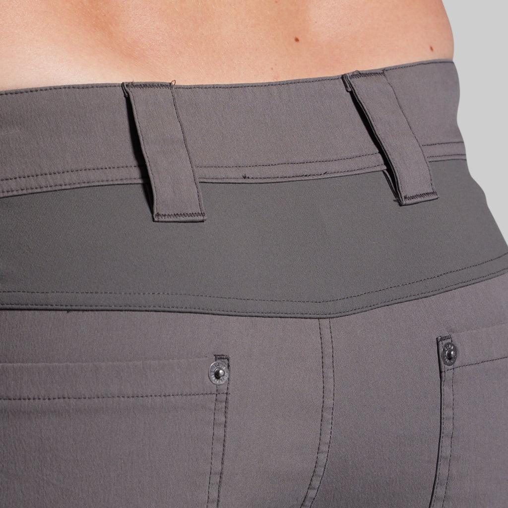 Maverick Short 9" (Gunmetal)